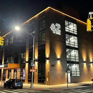 42 Williamsburg ניו יורק